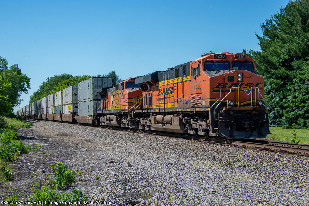 BNSF 7230